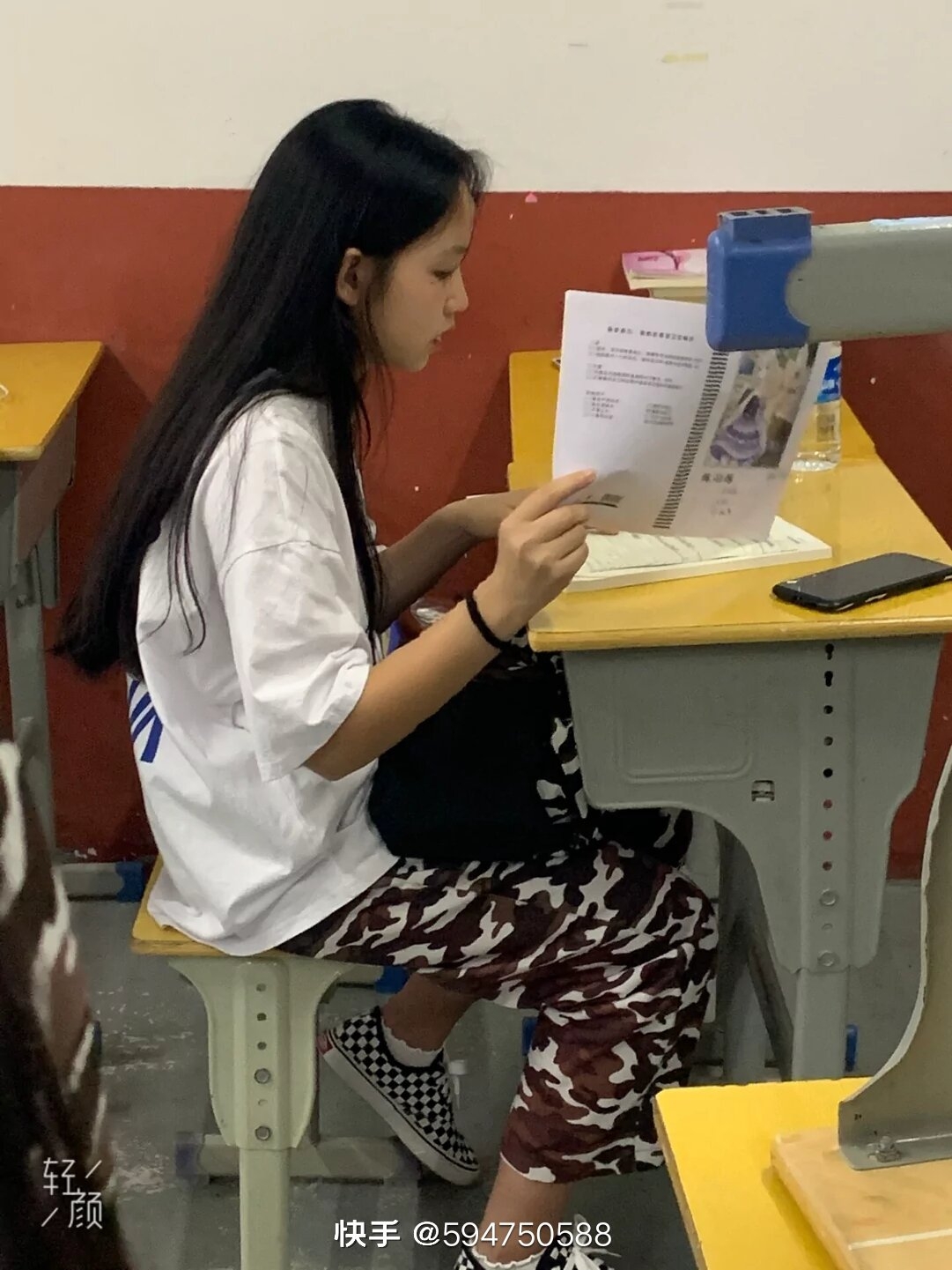 请输入图片描述