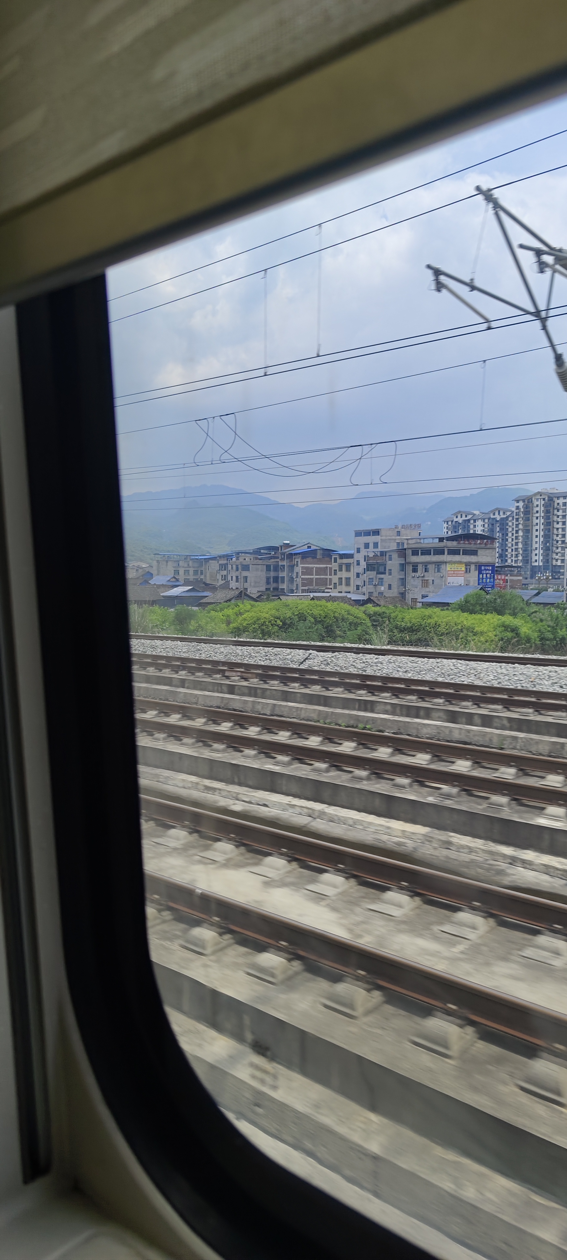 请输入图片描述