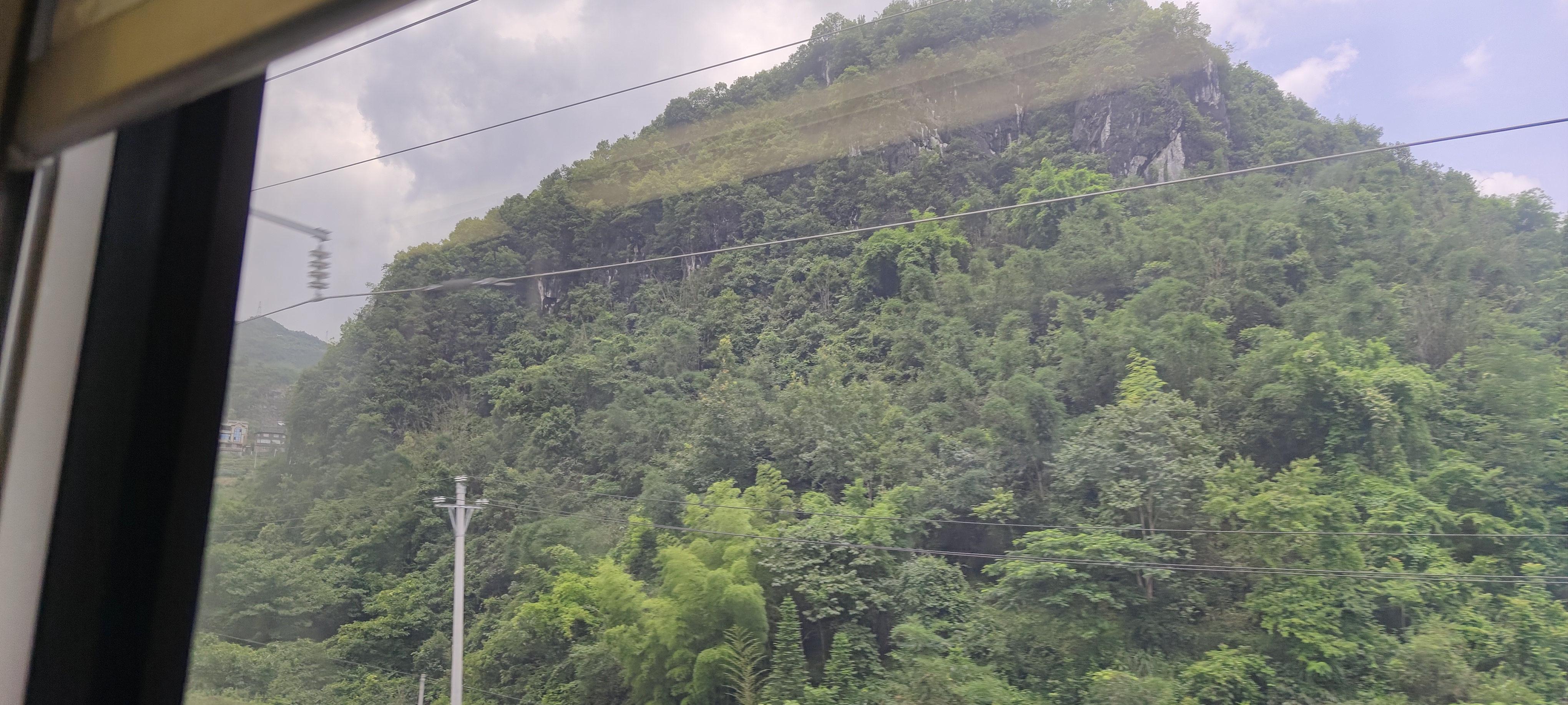 请输入图片描述