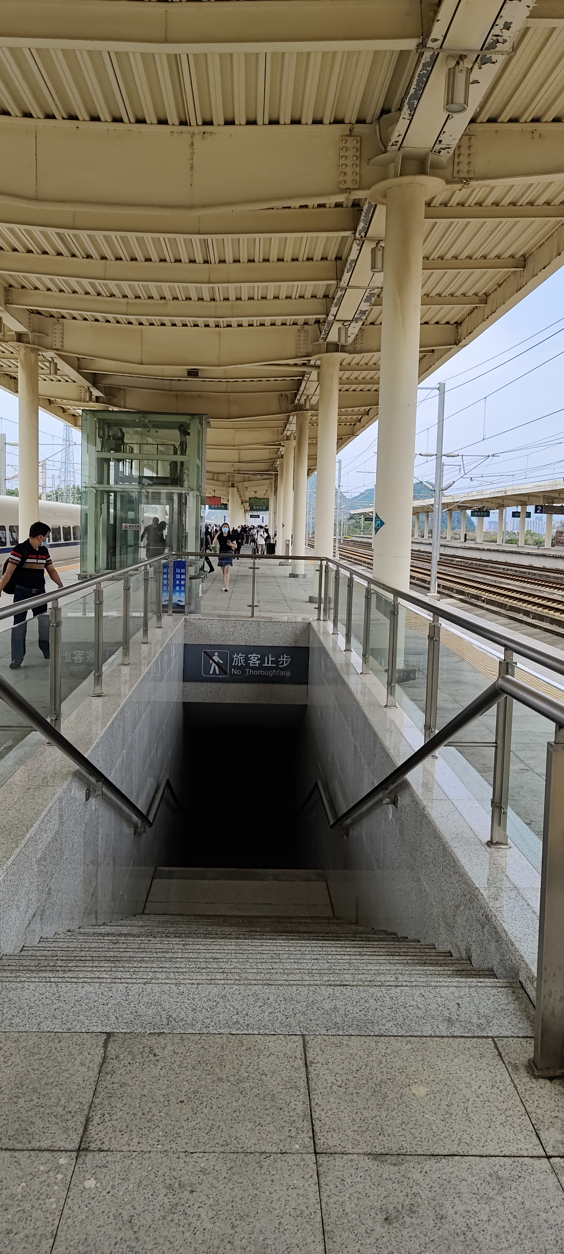 请输入图片描述