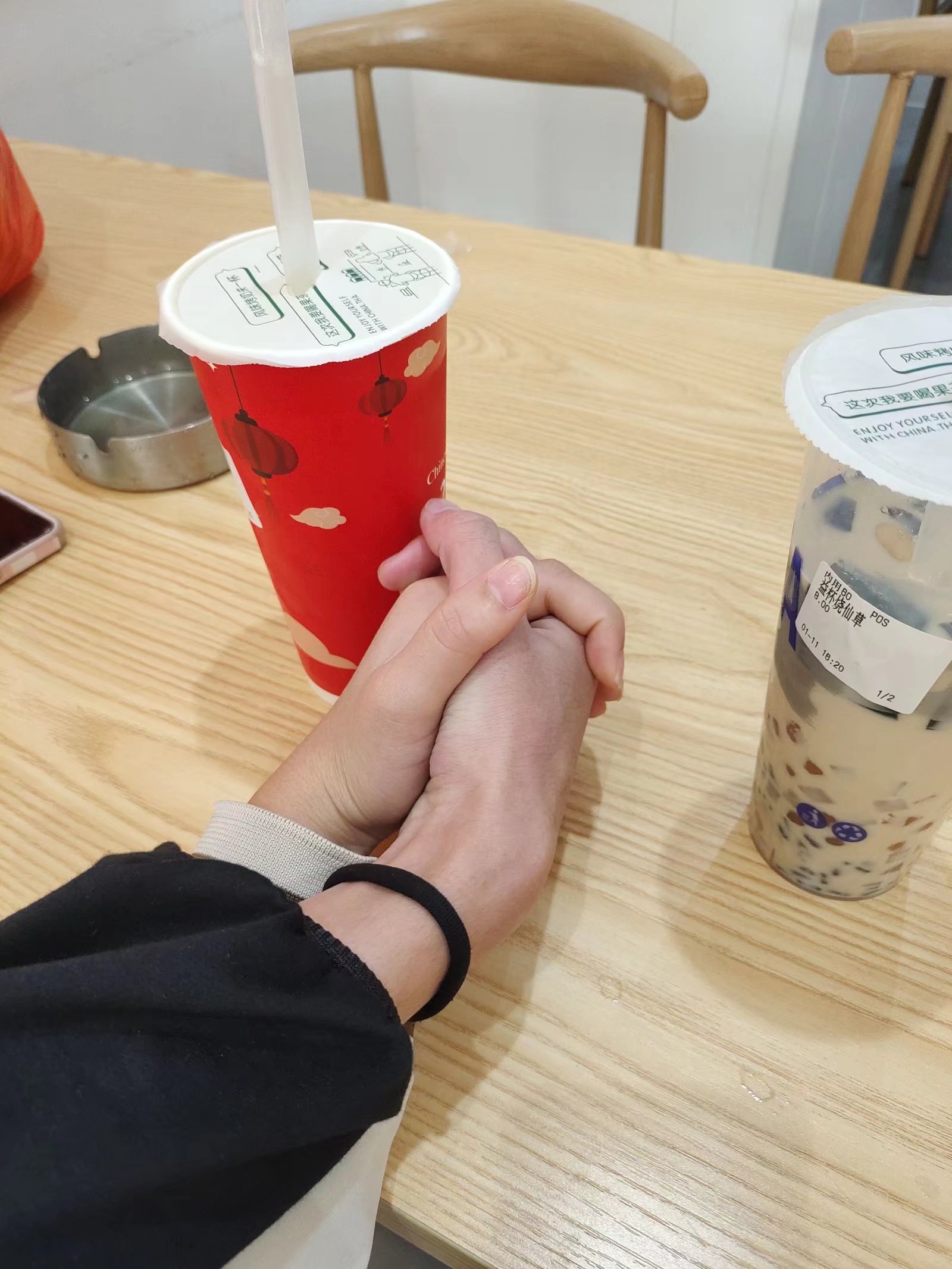 请输入图片描述