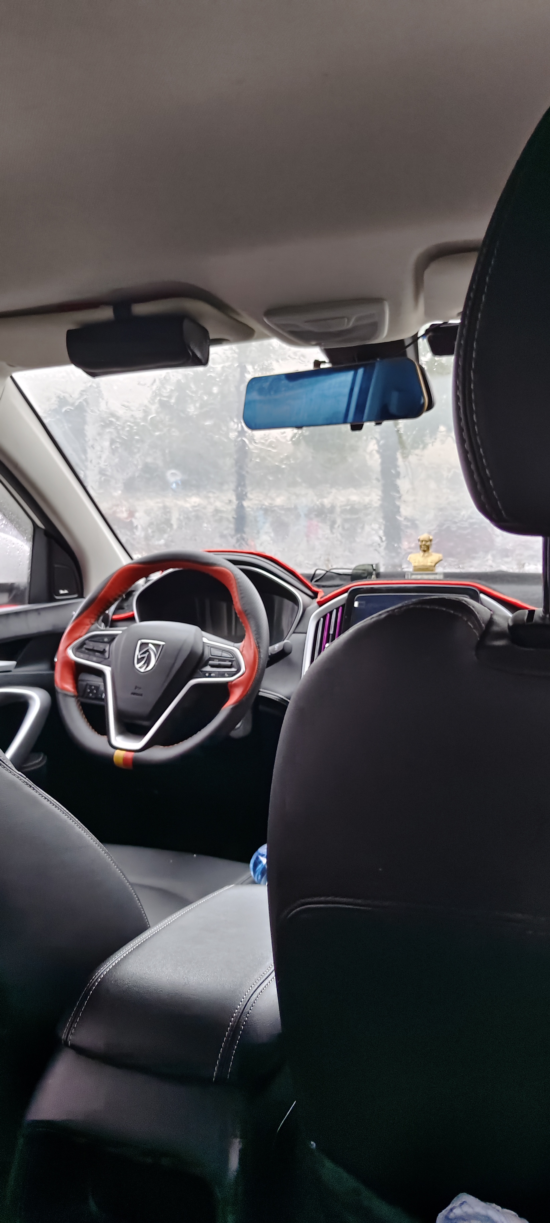 请输入图片描述