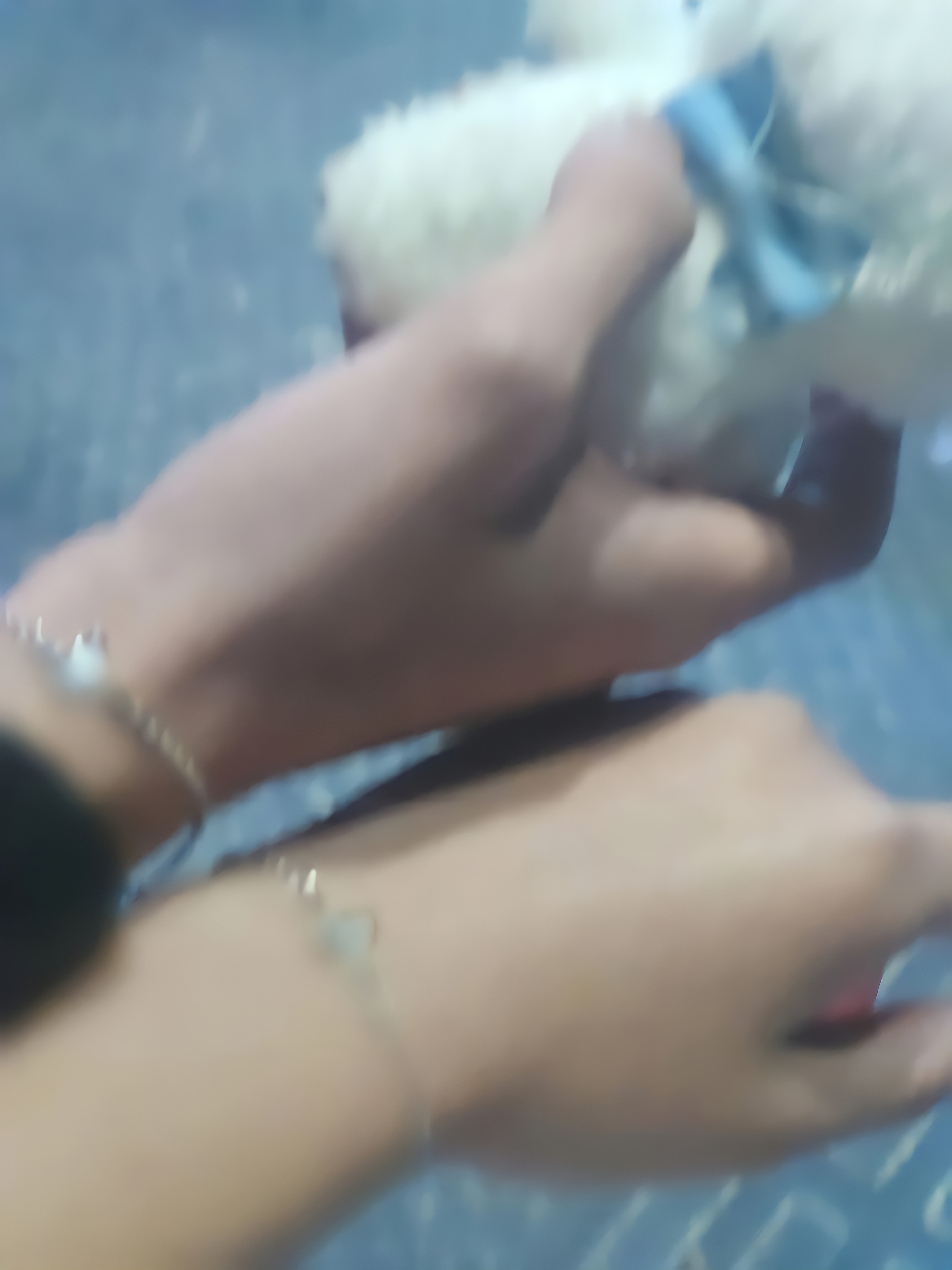 请输入图片描述