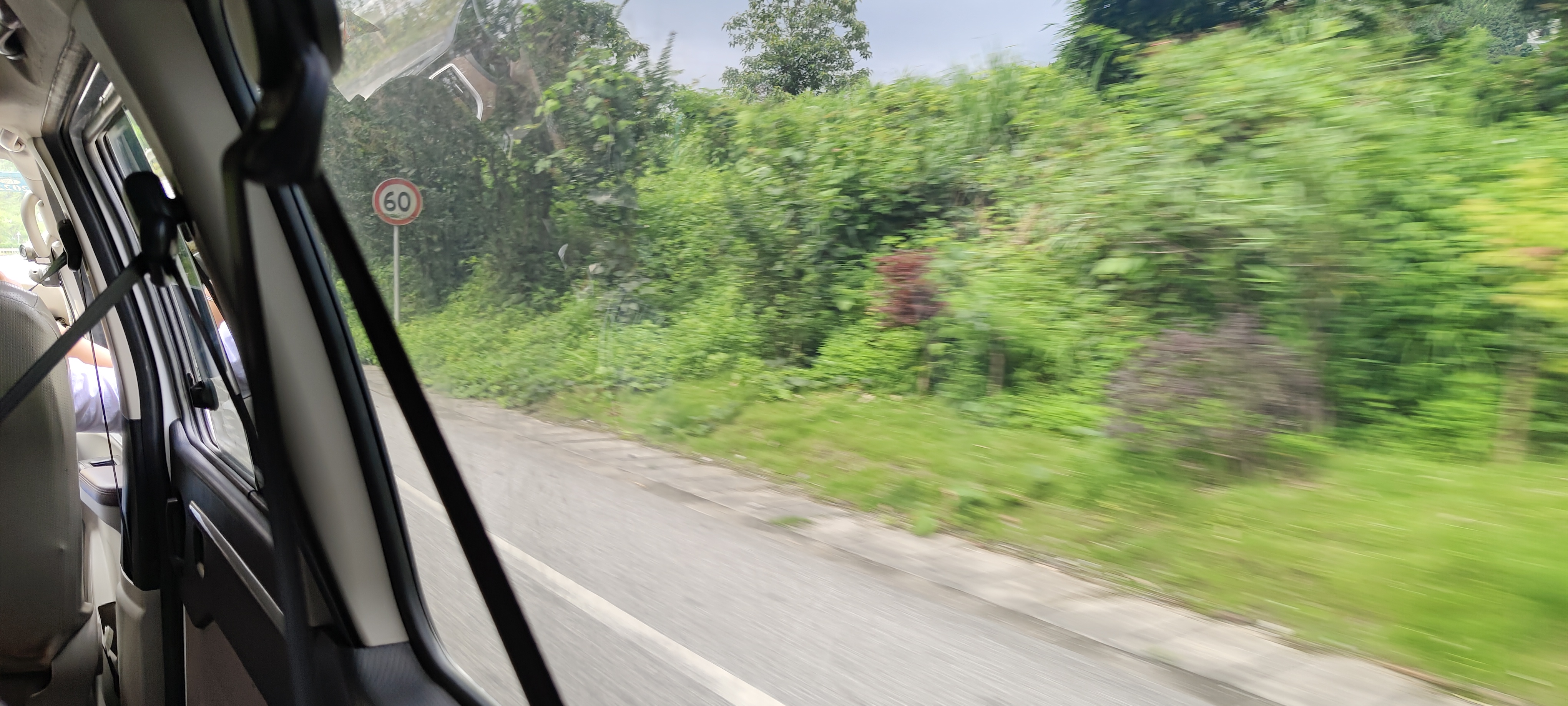 请输入图片描述