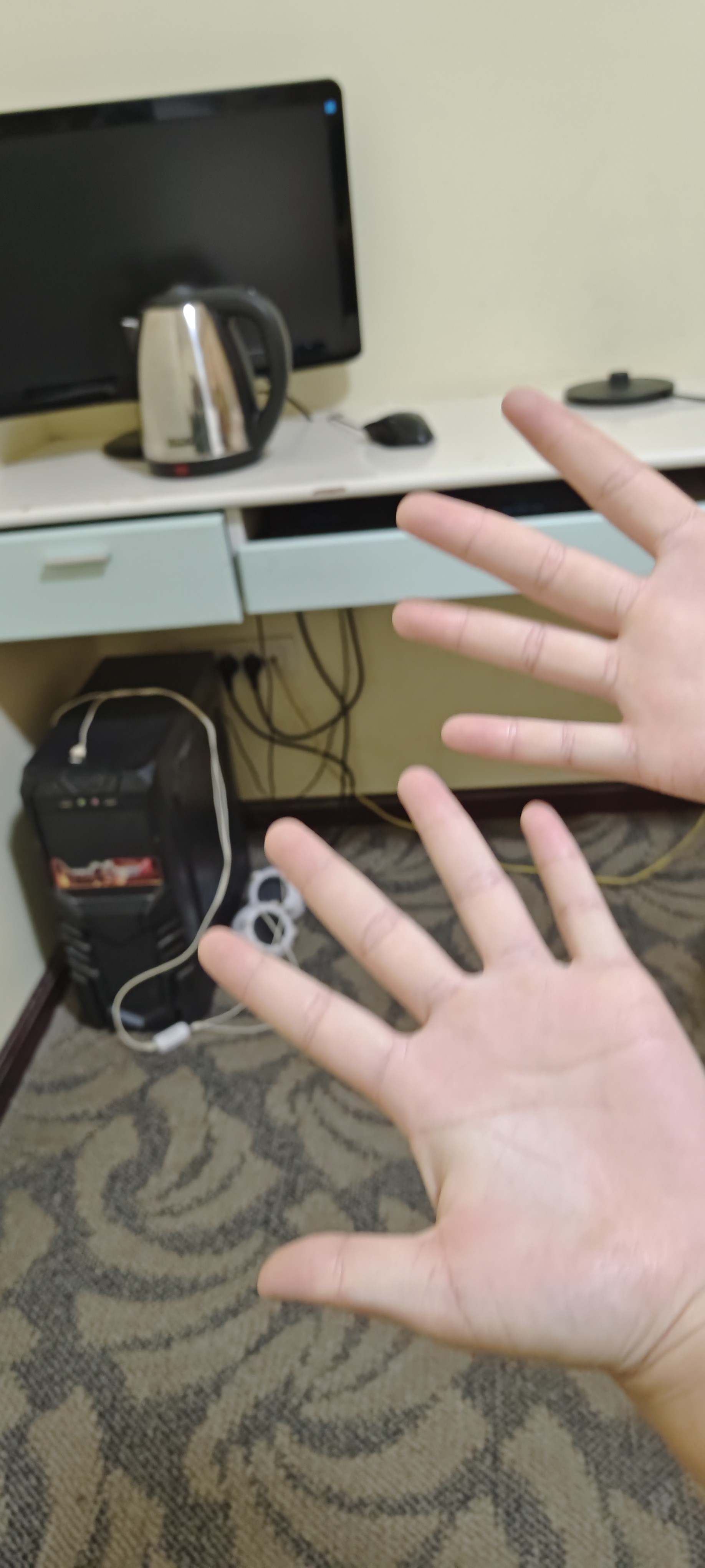 请输入图片描述