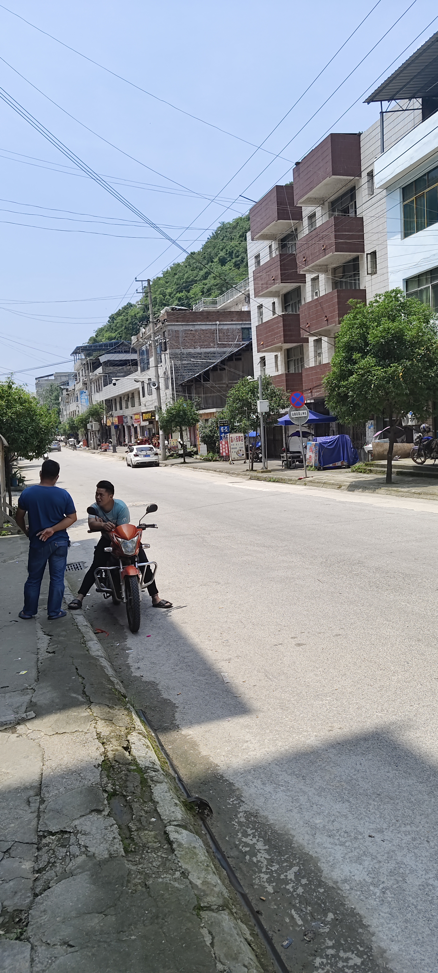 请输入图片描述