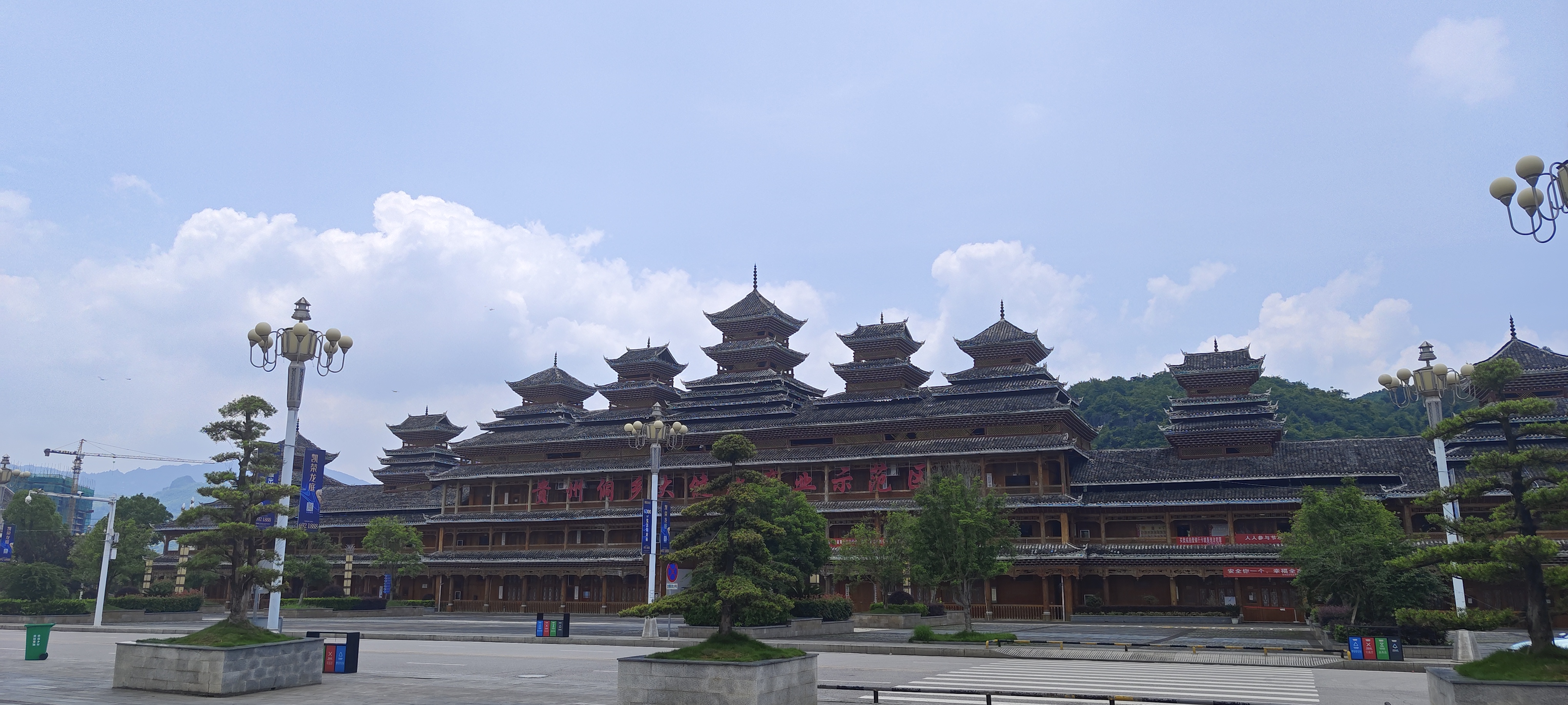 请输入图片描述