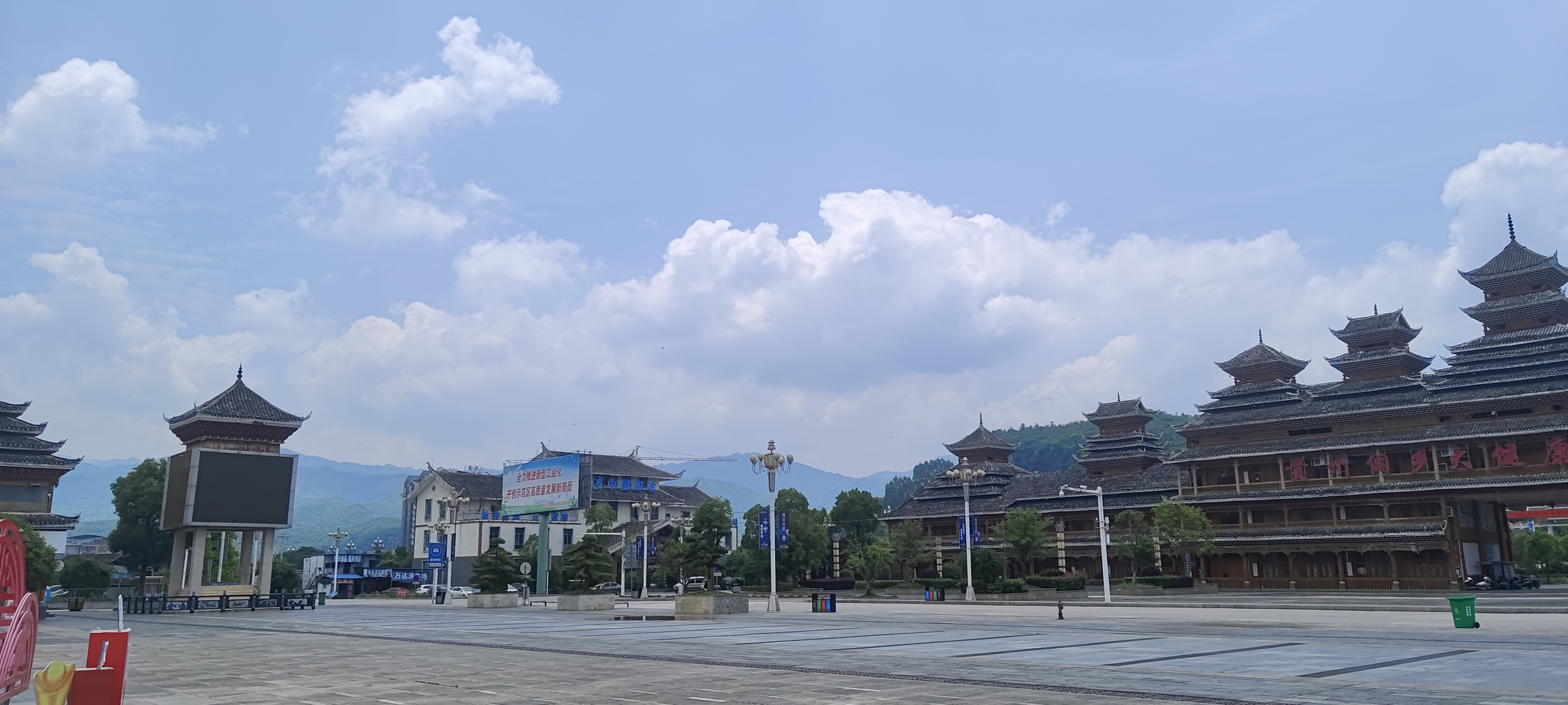 请输入图片描述